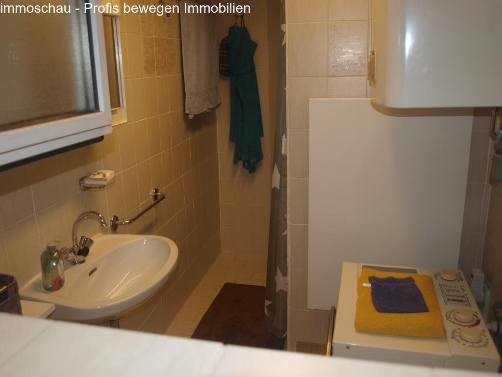 Badezimmer mit WC Bild2