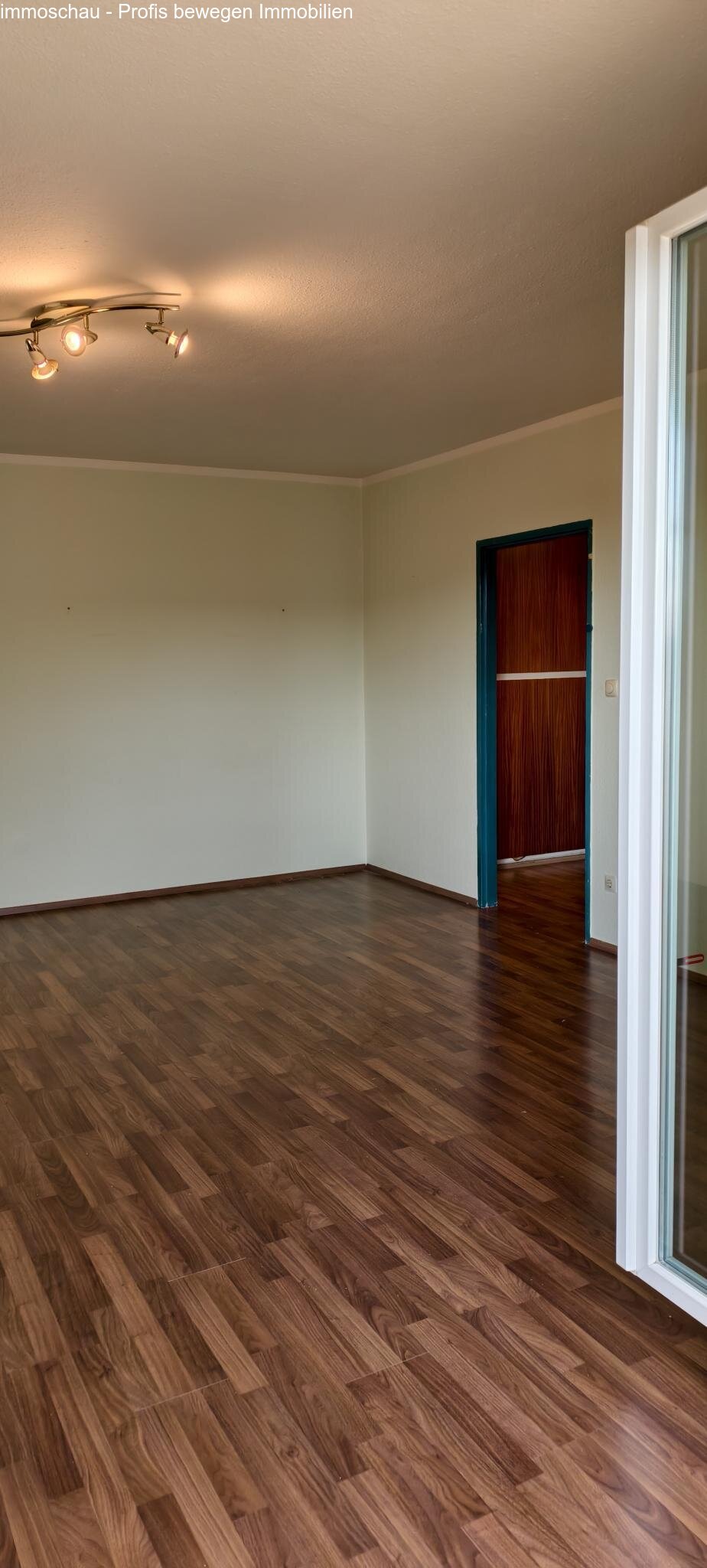 Wohn-Schlafzimmer Bild4