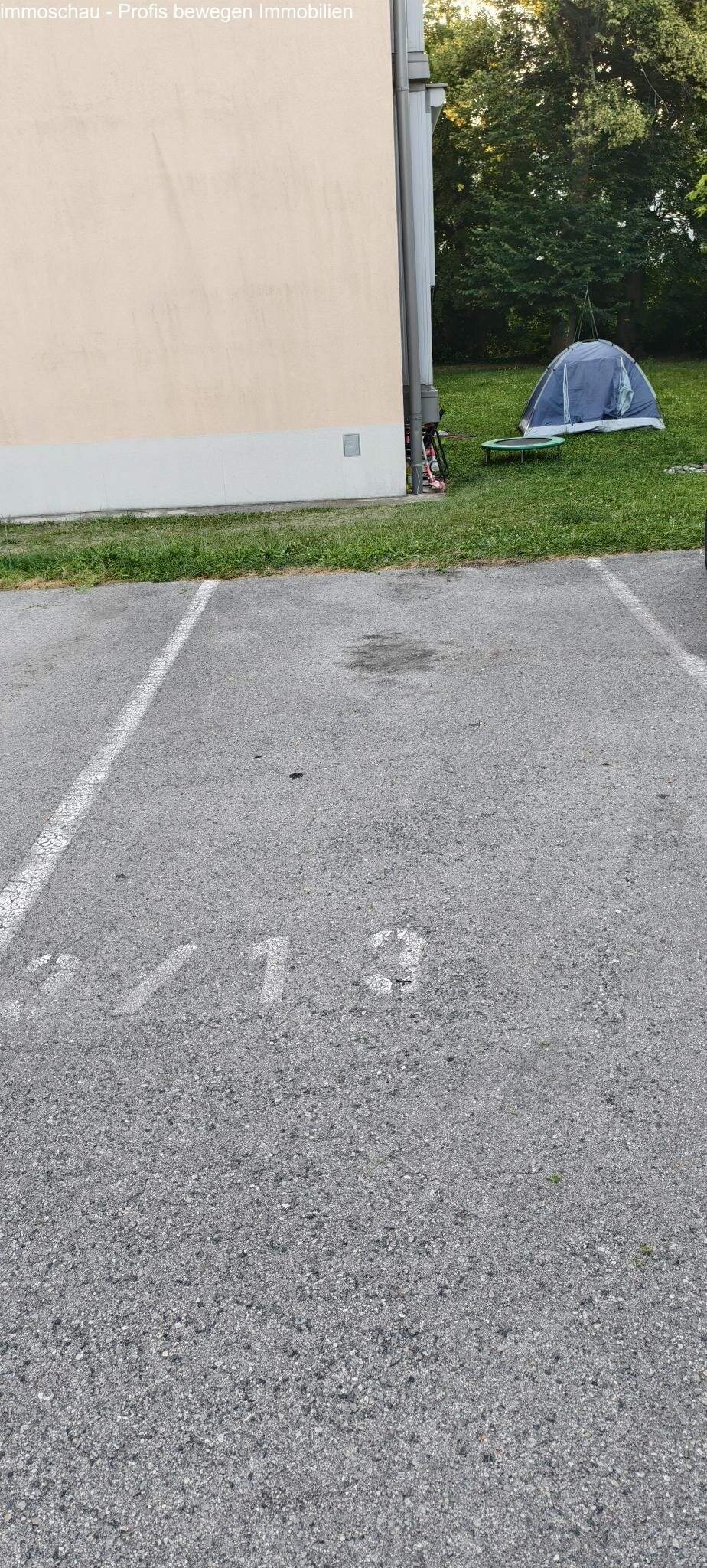 Autoabstellplatz 13