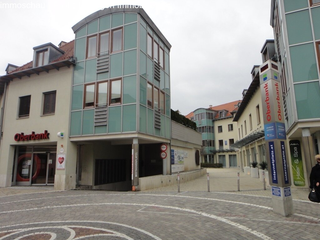 Eingang von der Oberbank