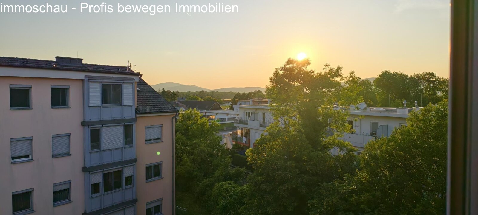 Ausblick zum Sonnenuntergang Ausblick zum Sonnenuntergang