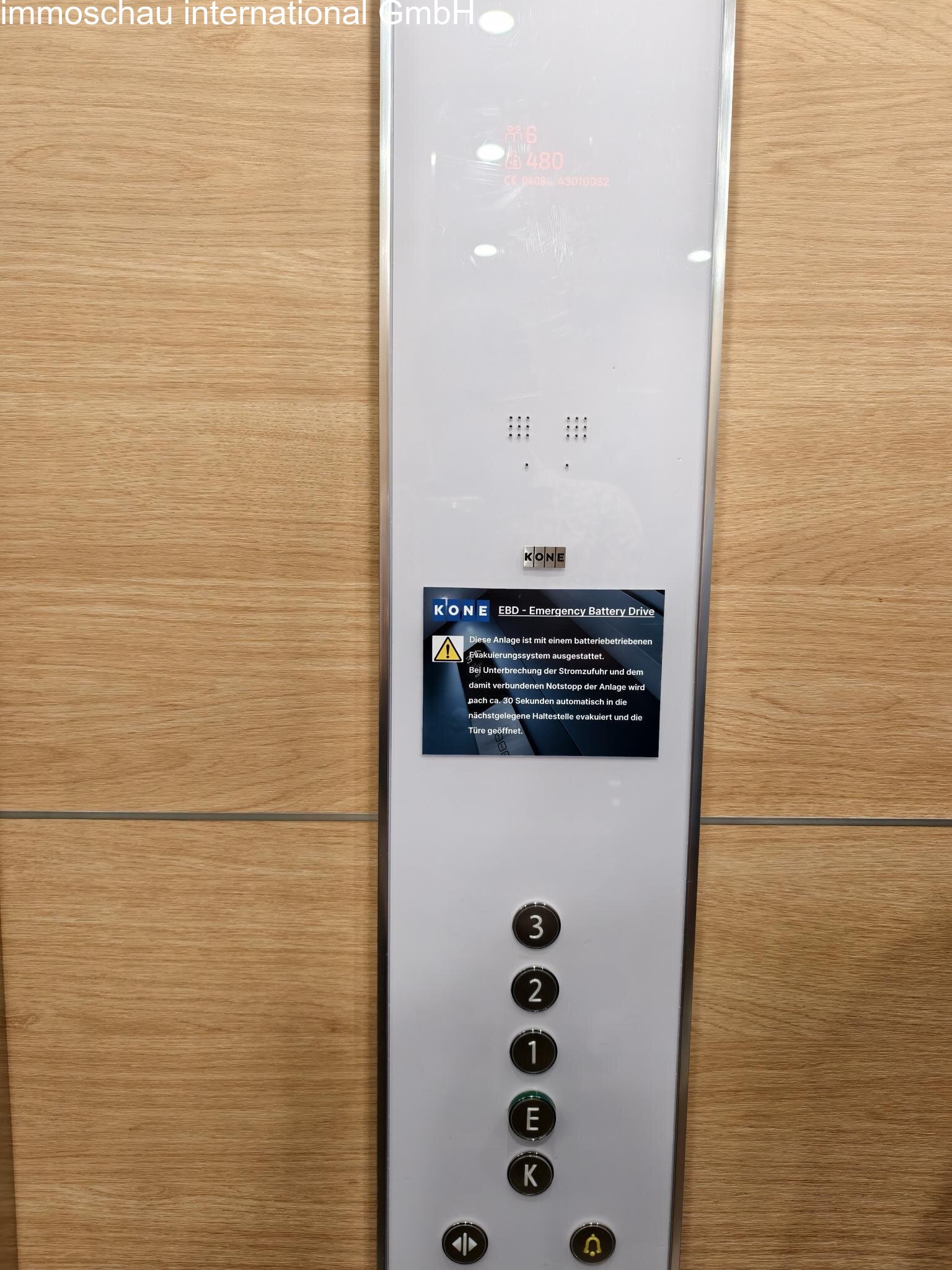 Personenlift in den Keller und Garage Personenlift in den Keller und Garage